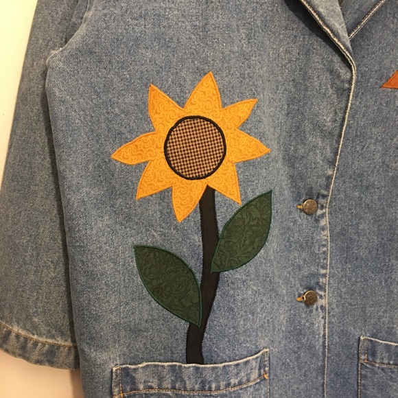 Vintage SunBelt Sportswear Denim Jacket with Birdhouse Appliqué: Size Medium - Picture 2 of 13